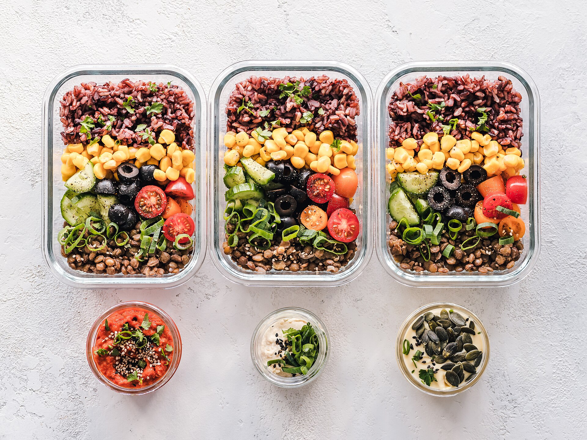 Glass vs plastic food containers for leftovers